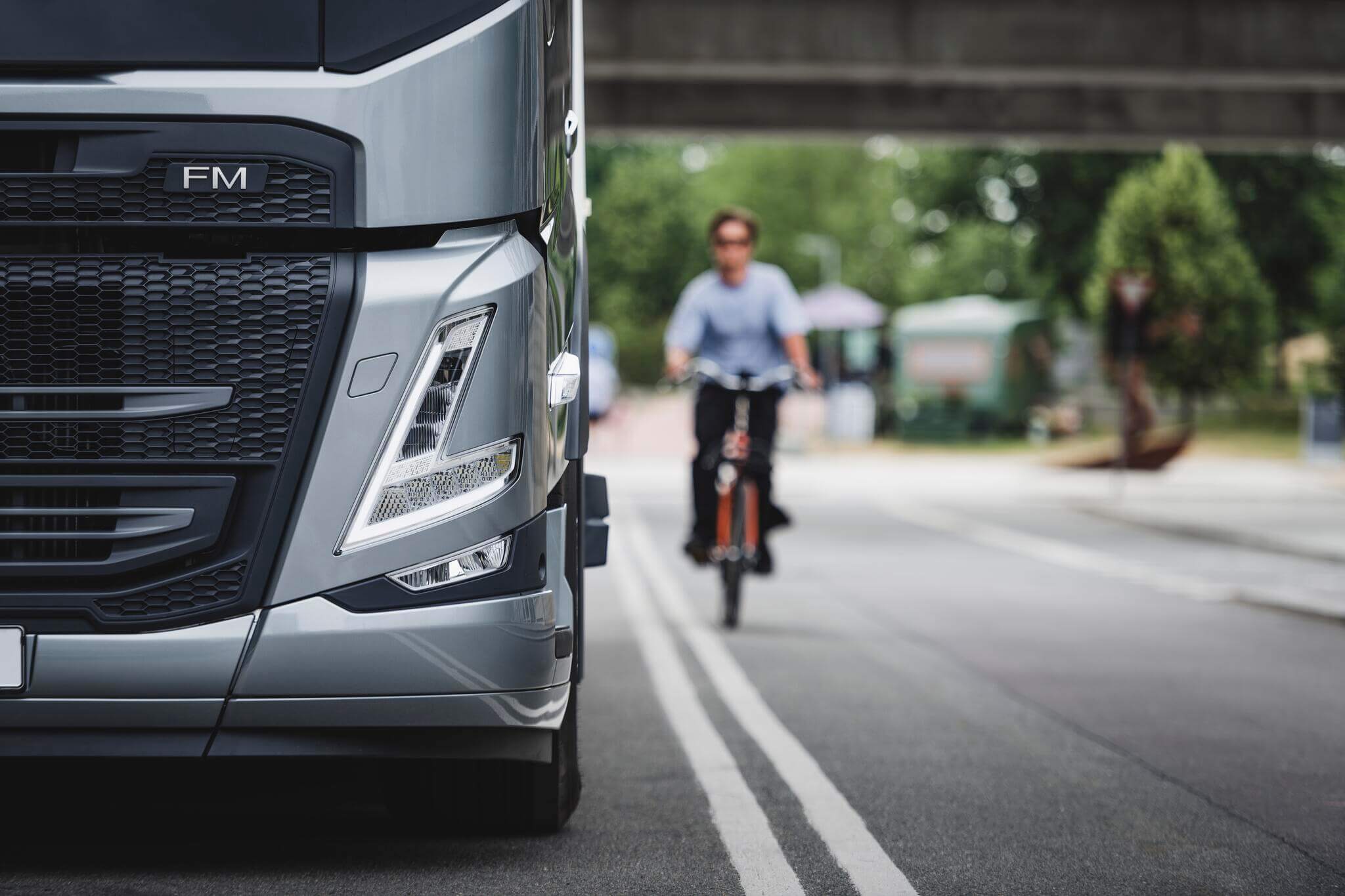 „Volvo Trucks“ sunkvežimiai gavo aukščiausią „Euro NCAP“ įvertinimą  